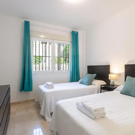 Aguamarina Gamonal Apartman *